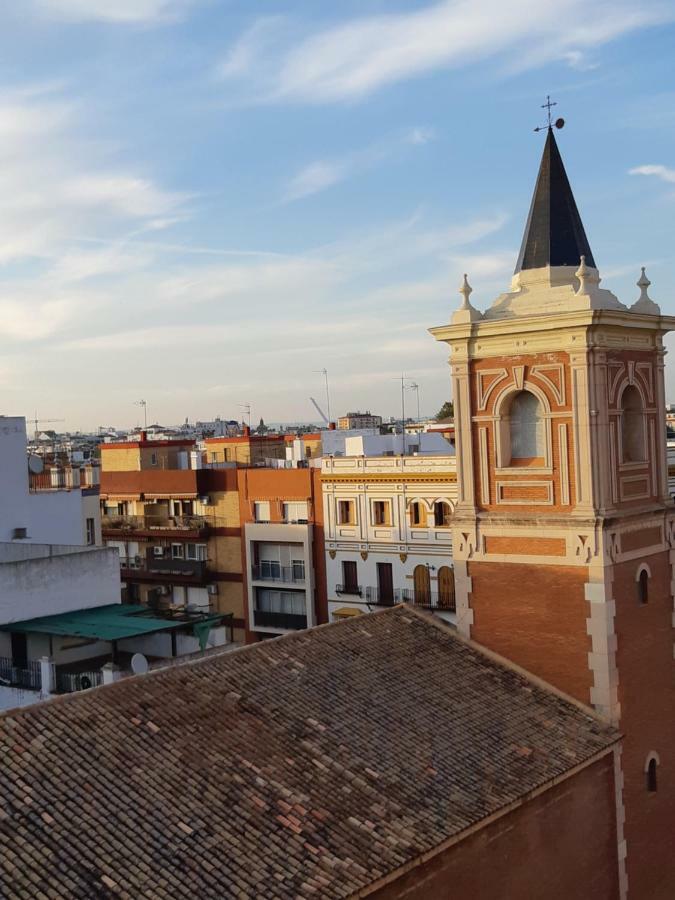 Espacio Amalia Triana Sevilla Buitenkant foto