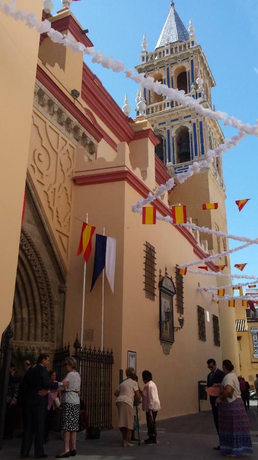 Espacio Amalia Triana Sevilla Buitenkant foto