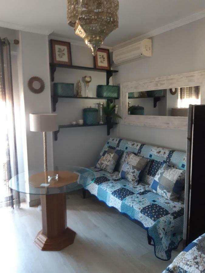 Espacio Amalia Triana Sevilla Buitenkant foto